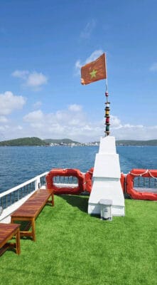 Real photos of customer Lauren Brooks joining phu quoc 3 islands tour