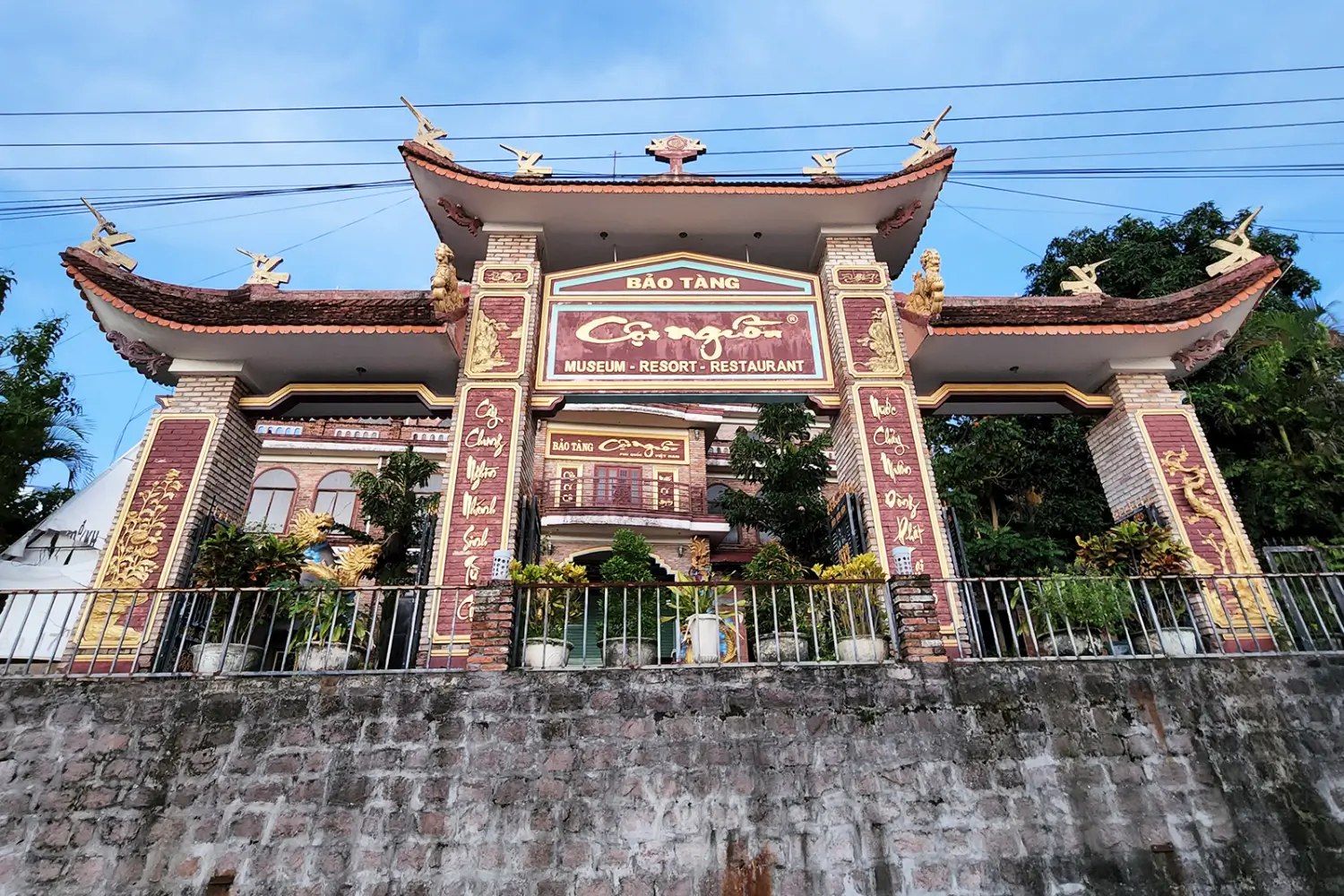 Bảo tàng Cội Nguồn Phú Quốc nơi lưu giữ các cổ vật khảo cổ và di vật lịch sử Phú Quốc