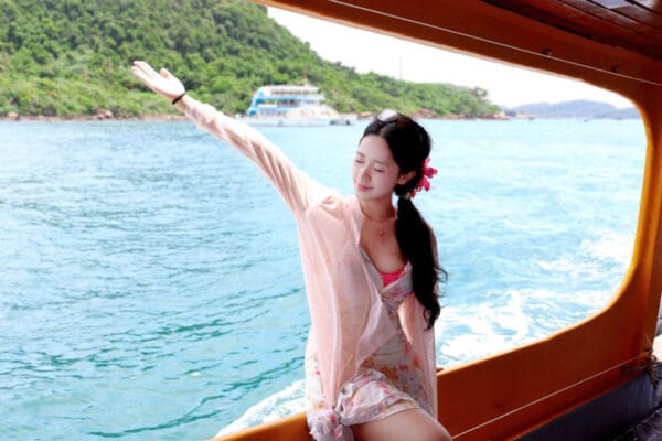 Hình ảnh thực tế đi Tour Tàu Gỗ Phú Quốc của khách hàng Phan Bảo Ngọc