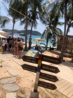 Real photos of customer Adrian Marin joining Phu Quoc 4 island tour with sea walking